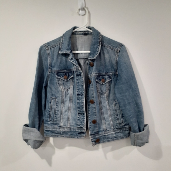 American Eagle Cropped Denim Jacket - Picture 7 of 7